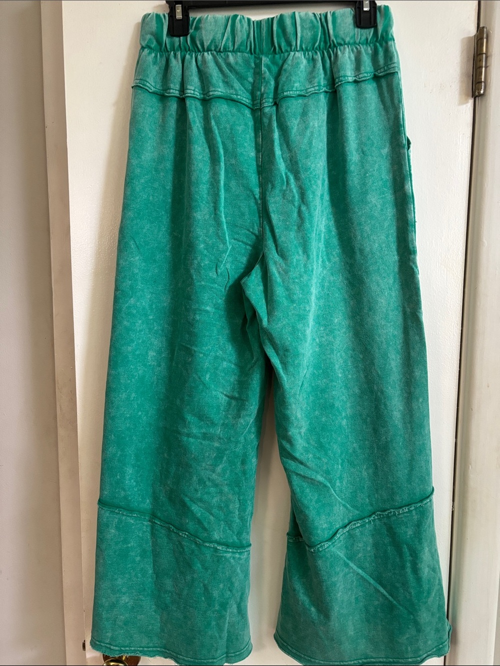 NWOT Zenana size Medium Wide-Leg flare leg Drawstring green mineral wash Pants - Picture 2 of 7